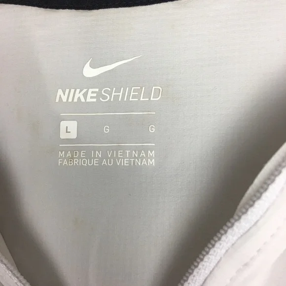 Nike-shield Impossibly Light ZIP-UP Hooded Running Pockable Jacket Size L - Picture 10 of 12